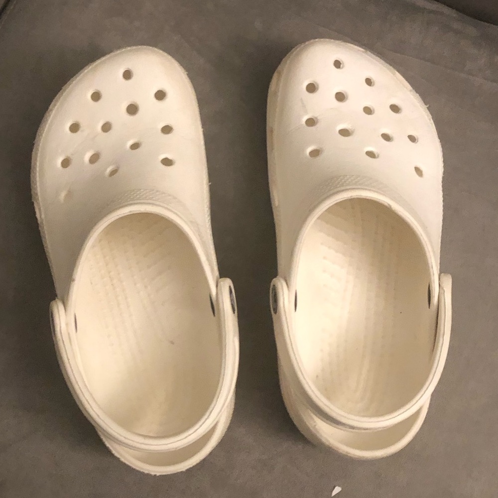 Crocs Classic clogs in white